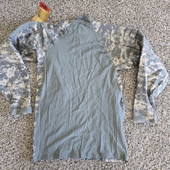NWT U.S. Army Massif Long Sleeve Army Combat Shirt Sz M Strap On Sleeve Uniform - Picture 11 of 12